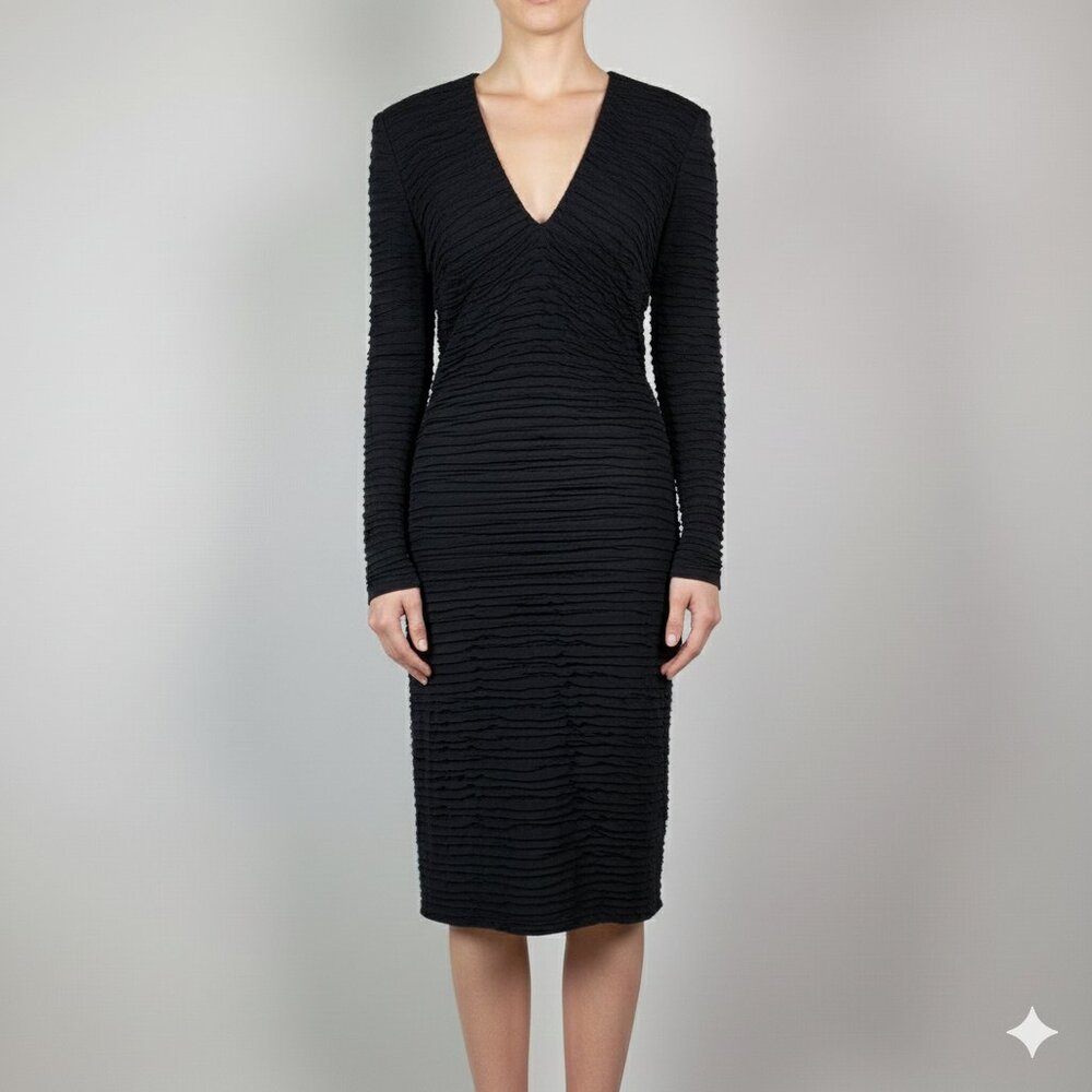 NWT - H&M Fitted Dress Crimped Effect Size M